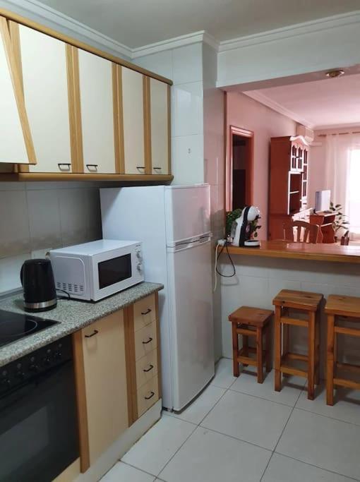 Spanish Style Apartment Near The Beach Torrevieja Exterior photo
