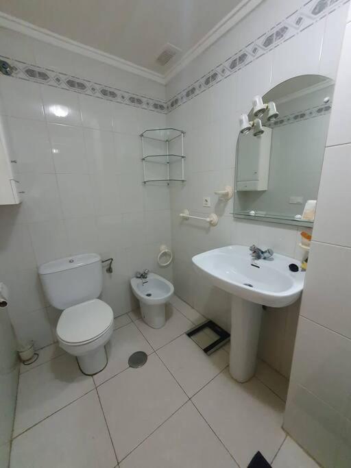 Spanish Style Apartment Near The Beach Torrevieja Exterior photo